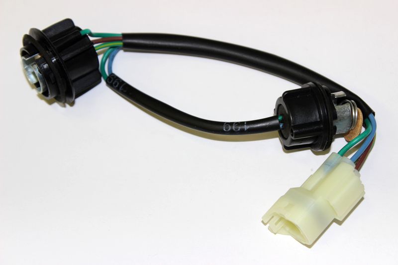кабель электрический к заднему фонарю - CFMOTO X8 EFI and EPS