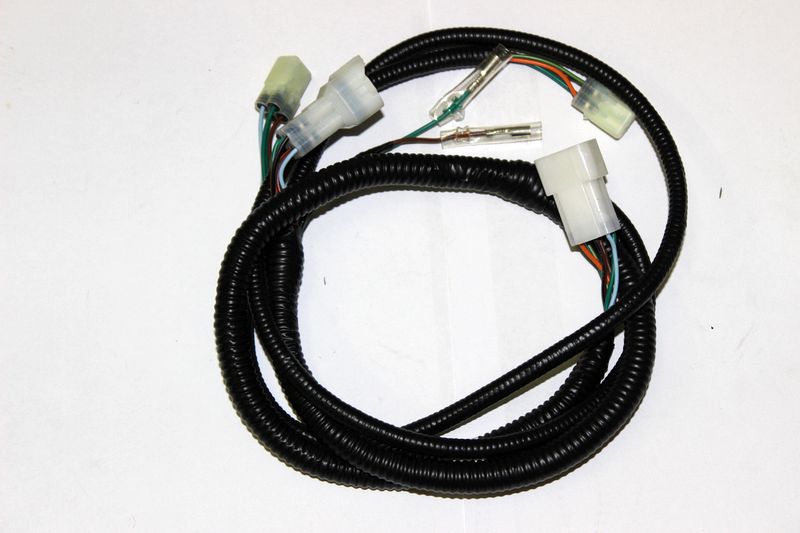 кабель вспомогательный заднего фонаря - CFMOTO U8W EFI and EPS